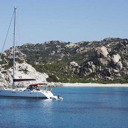 La Maddalena Hotel & Yacht Club Екстериор снимка